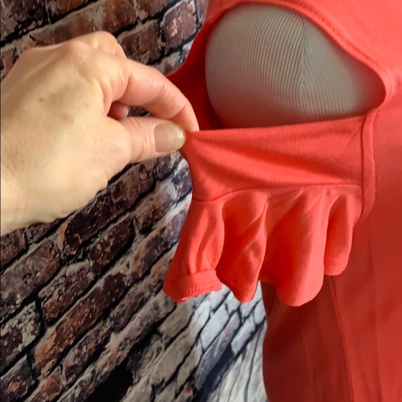 Cold Shoulder Top - Picture 4 of 7